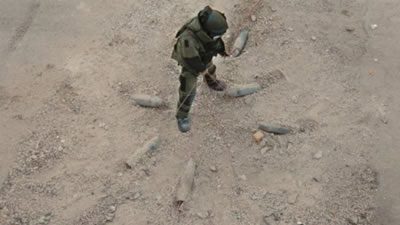 Image from THE HURT LOCKER